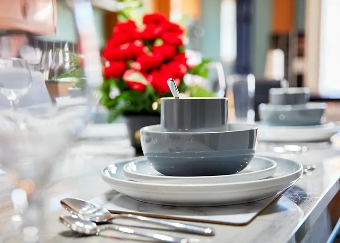 Grace Near * Leeds (West Yorkshire)