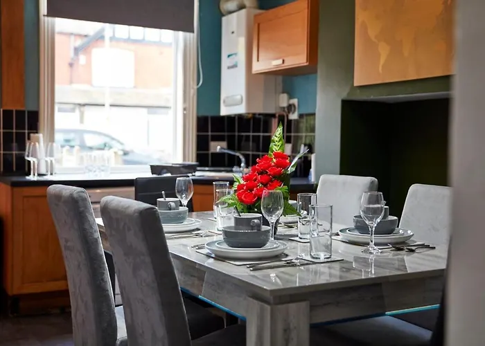 Grace Near * Leeds (West Yorkshire)