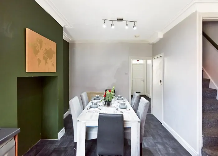 Grace Near * Leeds (West Yorkshire)