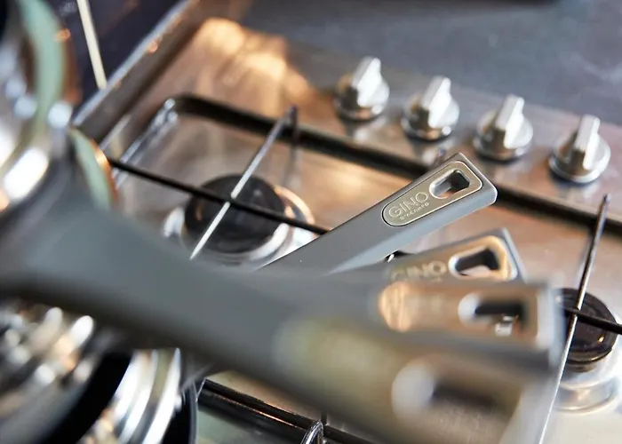 Grace Near * Leeds (West Yorkshire)