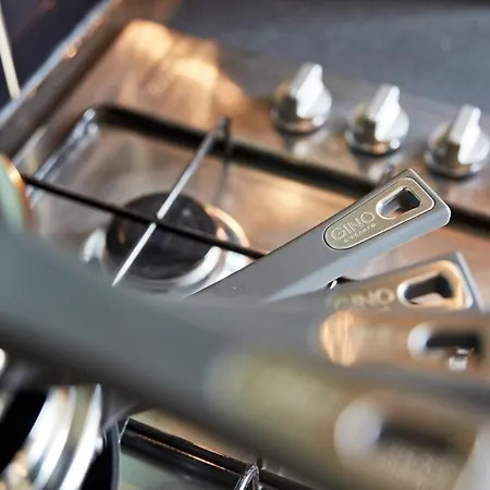 Grace Near * Leeds (West Yorkshire)